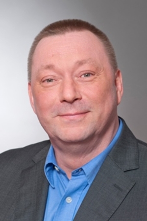 Portraitfoto von Jörg Schacht, Geschäftsführender Gesellschafter der i-Q GmbH - © i-Q Schacht & Kollegen Qualitätskonstruktion GmbH