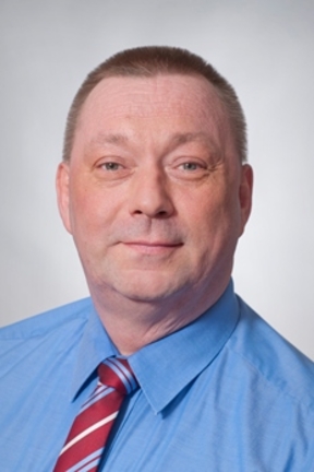 Portraitfoto von Jörg Schacht, Geschäftsführender Gesellschafter der i-Q GmbH - © i-Q Schacht & Kollegen Qualitätskonstruktion GmbH